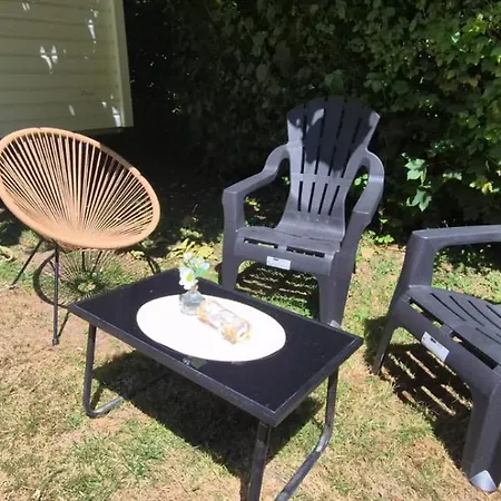 L'echappee Verte Au Bord De L'eure Parque de Campismo *