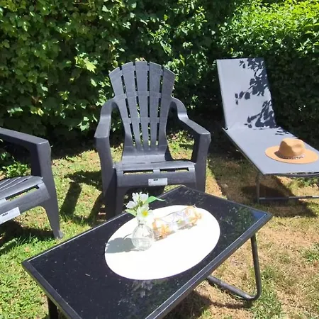 Parque de Campismo L'echappee Verte Au Bord De L'eure