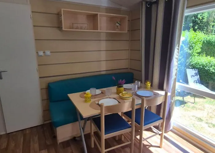 L'echappee Verte Au Bord De L'eure Camping