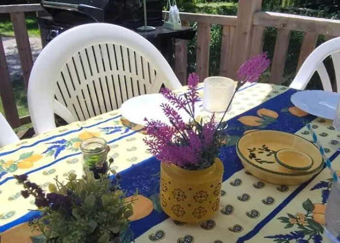 L'echappee Verte Au Bord De L'eure Camping