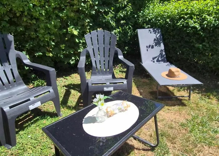 Camping L'echappee Verte Au Bord De L'eure